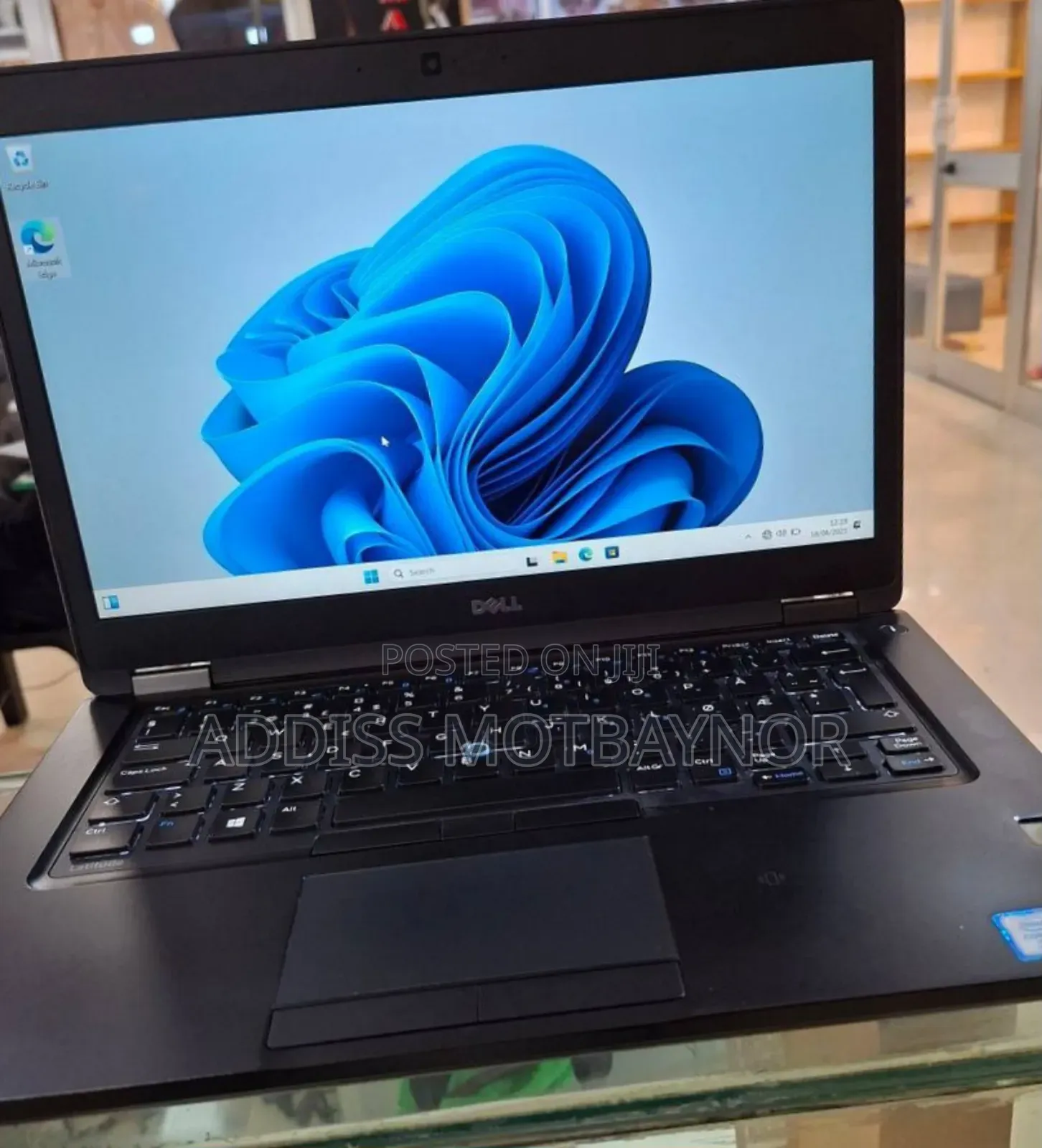 Laptop Dell Latitude 5310 16GB Intel Core I7 SSD 512GB