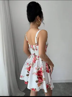 Photo - የሴቶች ቀሚስ የ Shein