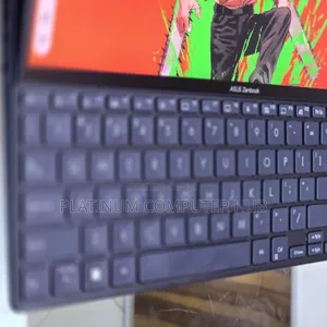 New Laptop Asus ZenBook Pro 15 UX580GE 32GB Intel Core i7 SSD 1T