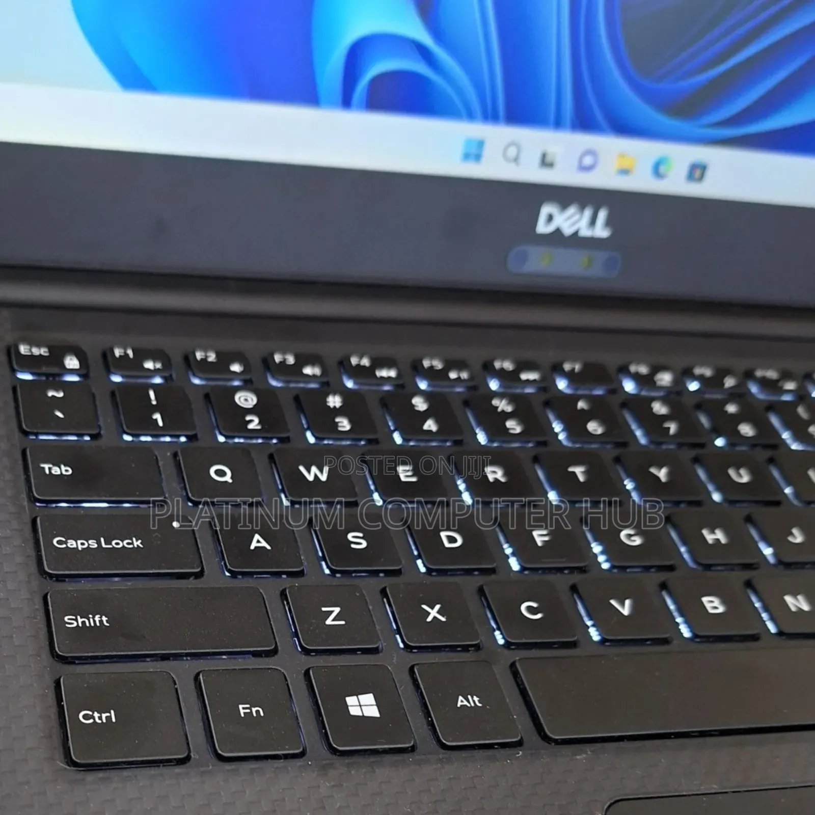 New Laptop Dell Precision 5540 16GB Intel Core I5 SSD 256GB