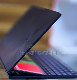 New Laptop Asus ASUSPRO P2440UQ 32GB Intel Core I7 SSD 1T