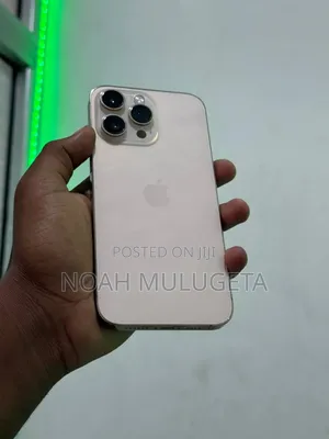 Photo - Apple iPhone 14 Pro Max 128 GB Gold