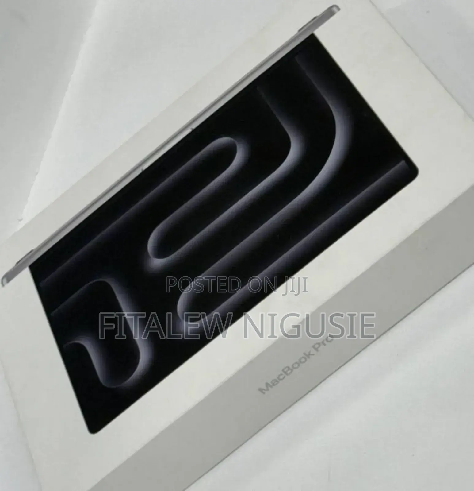 New Apple MacBook Pro 2024 M4 Max 16-Inch 24GB Apple M4 Pro SSD 512GB