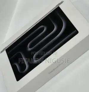 New Apple MacBook Pro 2024 M4 Max 16-Inch 24GB Apple M4 Pro SSD 512GB