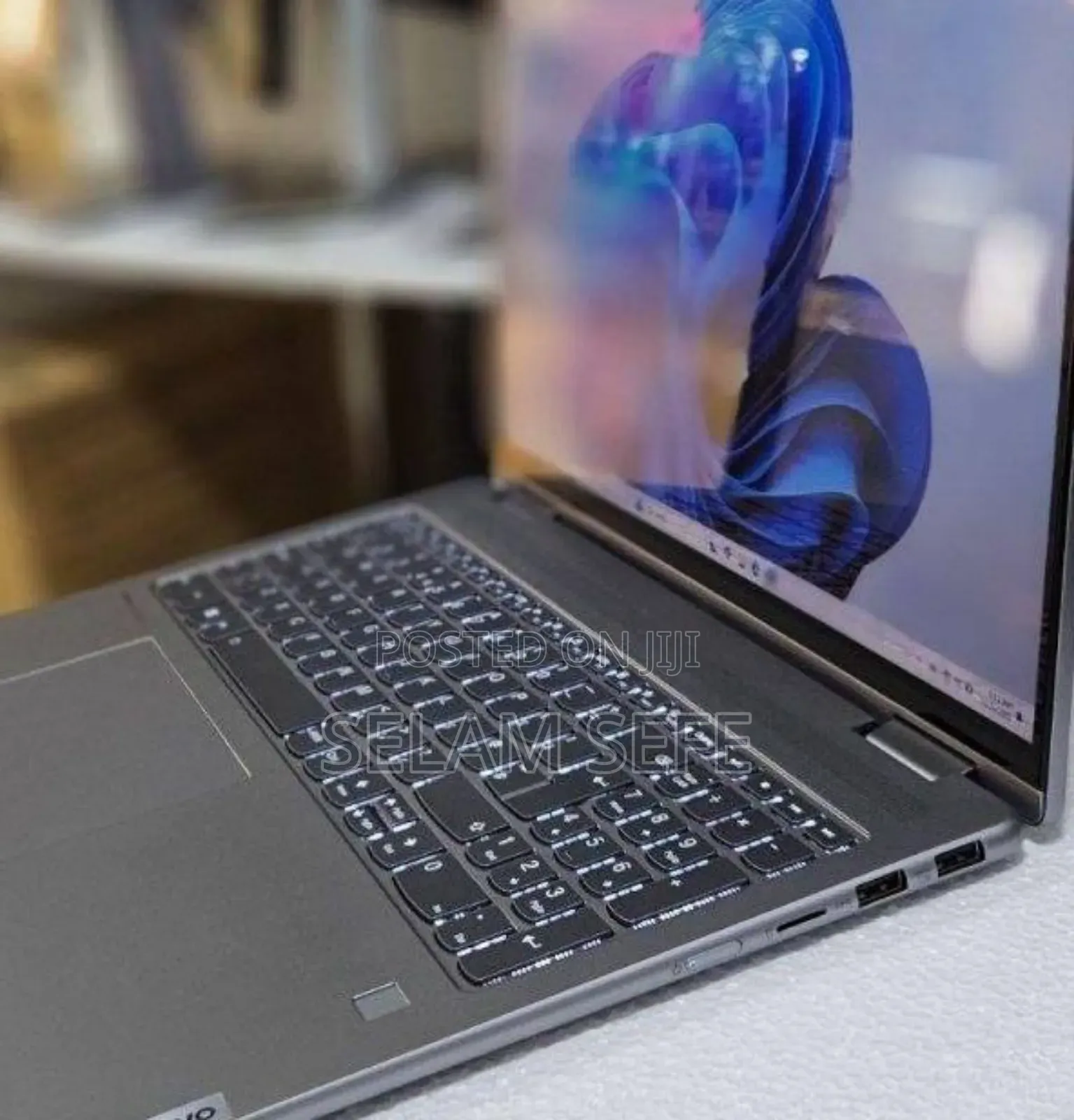 New Laptop Lenovo Yoga 7i 16GB Intel Core i7 SSD 512GB