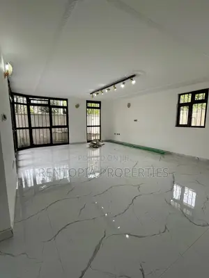 5bdrm House in Bole for rent