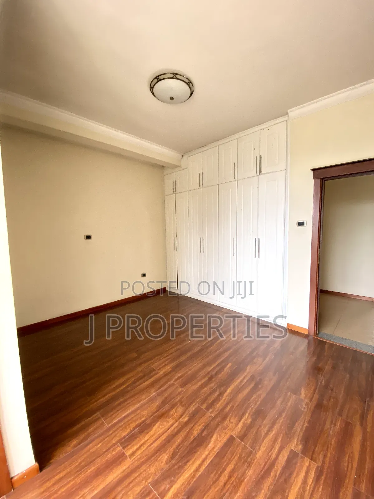 3bdrm Apartment in Nifas Silk-Lafto for rent