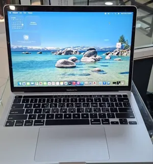 Photo - New Laptop Apple MacBook Pro 2022 M2 8GB Apple M2 HDD 512GB