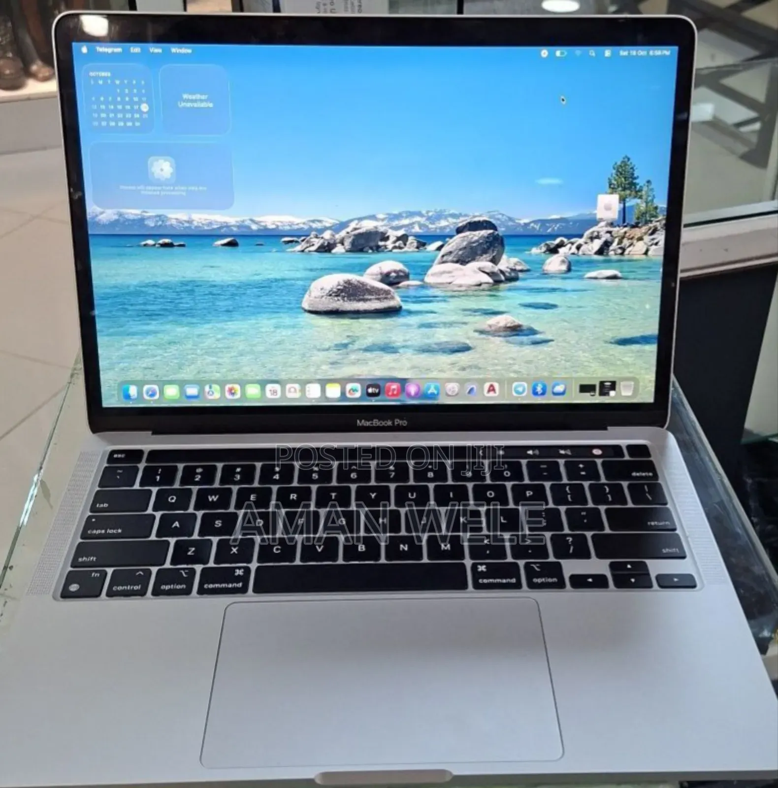 New Laptop Apple MacBook Pro 2022 M2 8GB Apple M2 HDD 512GB