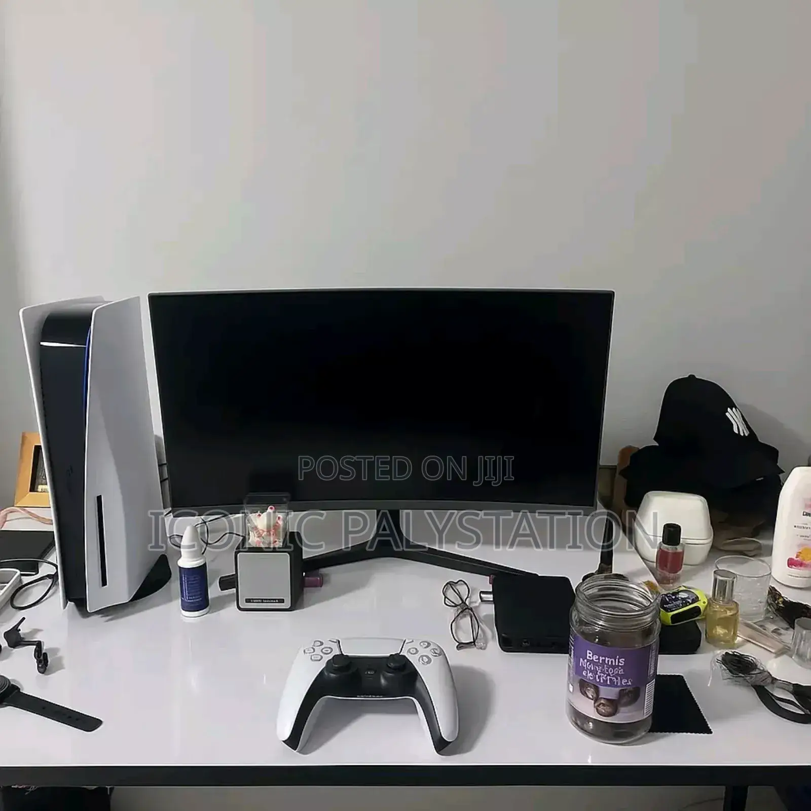 Packedፕሌስቴሽኖች ገብተዋል ከዋስትና ጋር