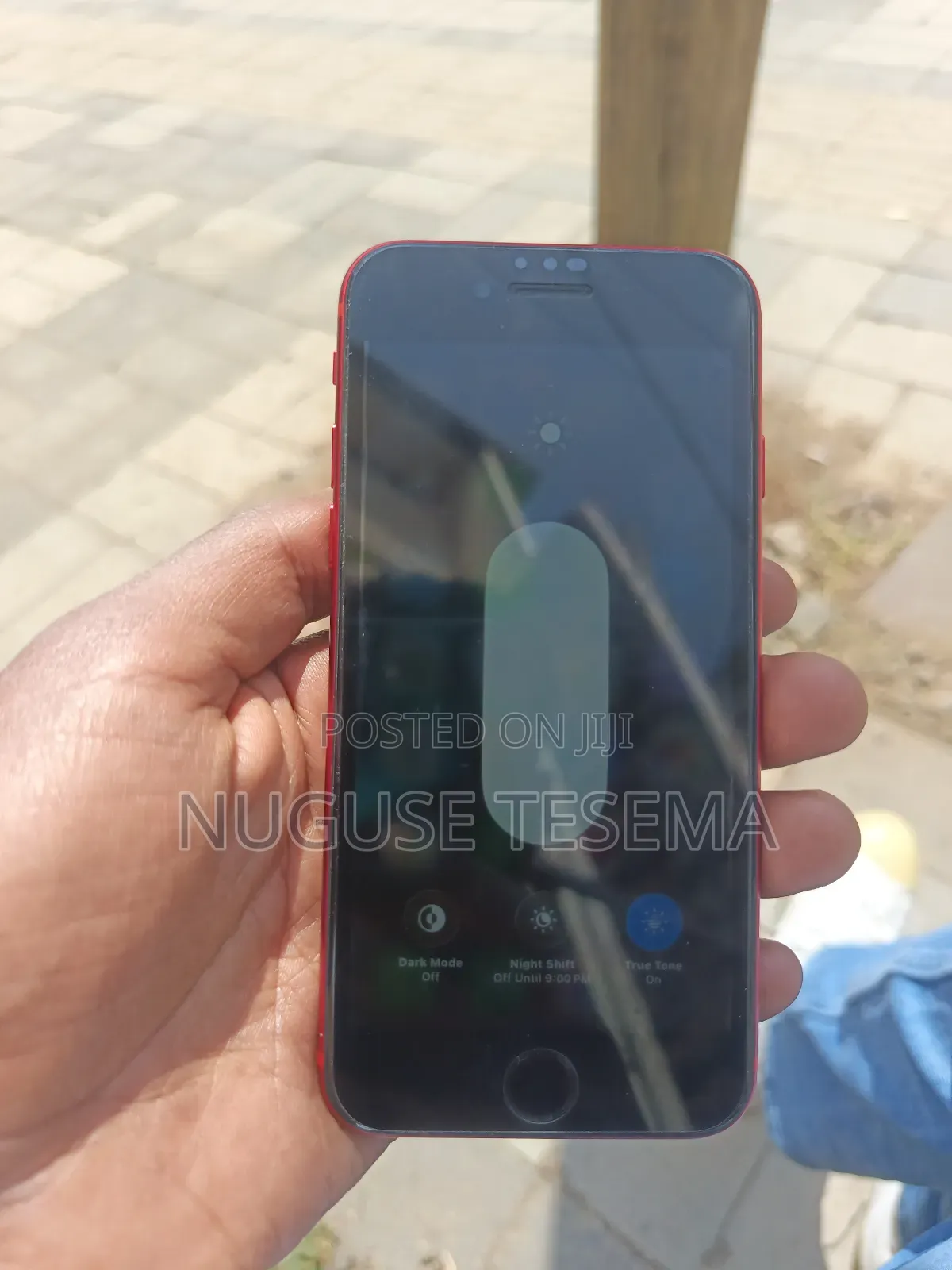 Apple iPhone SE (2020) 64 GB Red