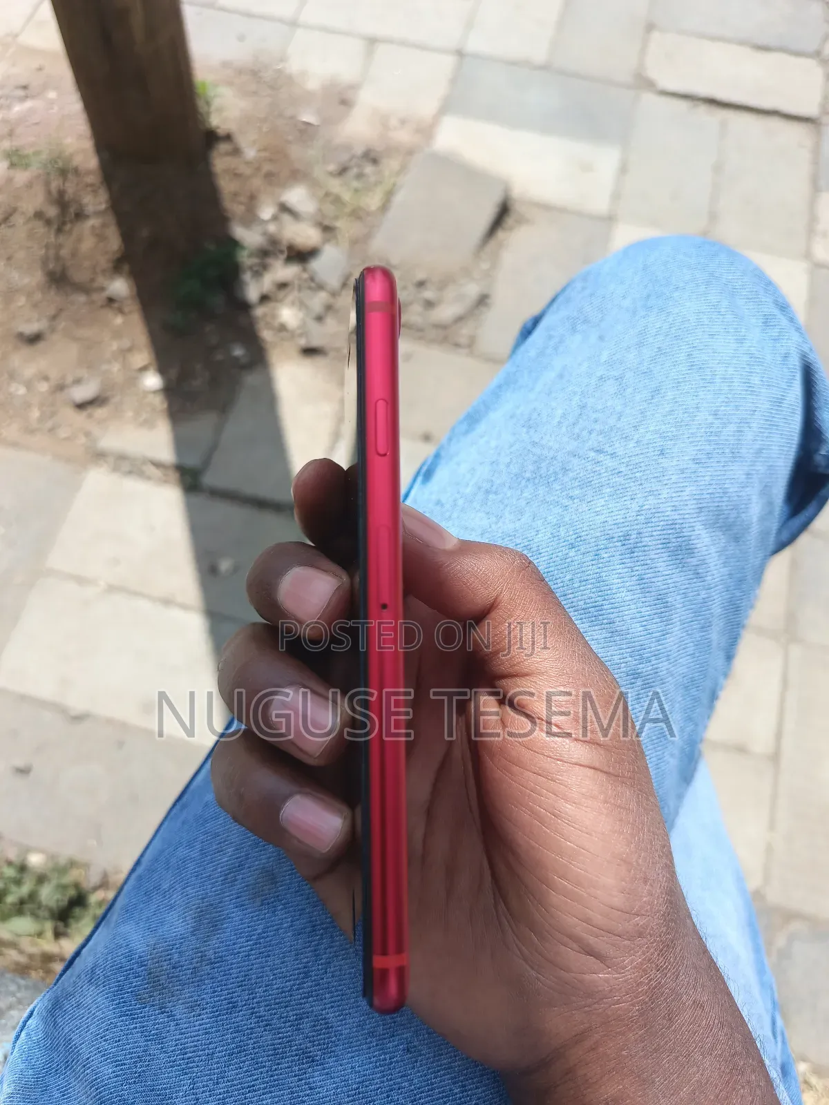 Apple iPhone SE (2020) 64 GB Red