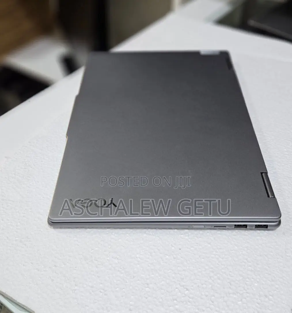 New Laptop Lenovo Yoga 7i 16GB Intel Core I7 SSD 512GB