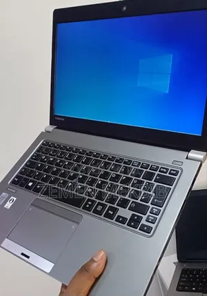 New Laptop HP EliteBook 840 4GB Intel Core I5 HDD 1T