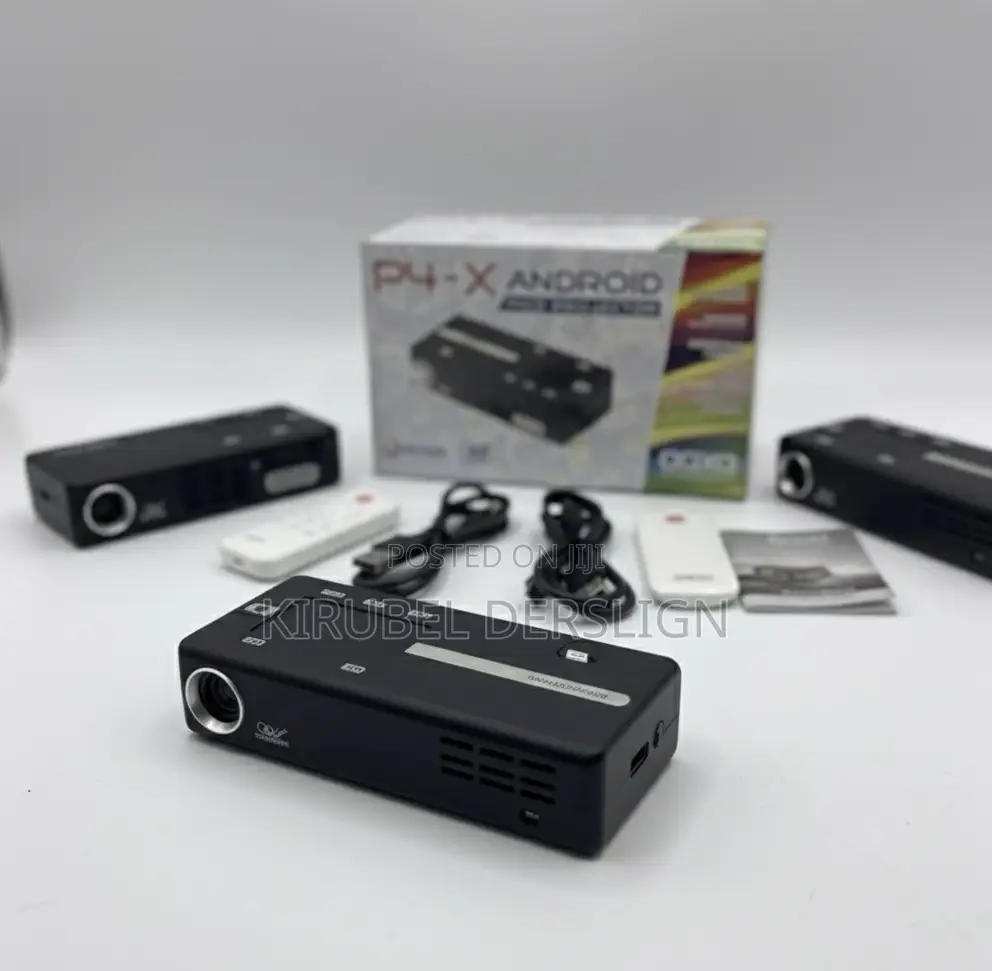 P4x Ultra Projector