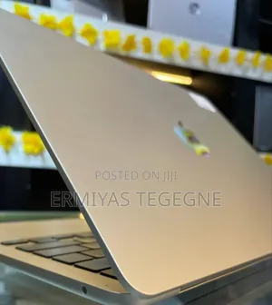 New Laptop Apple MacBook 16GB Apple M4 Pro SSD 16 GB