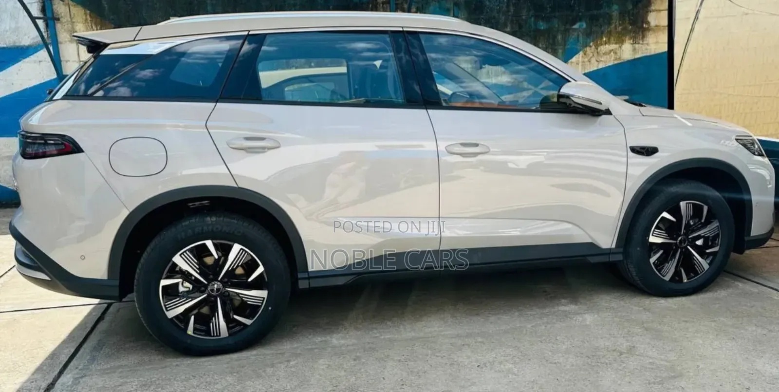 New BYD Seal DM-i 2025 Gold