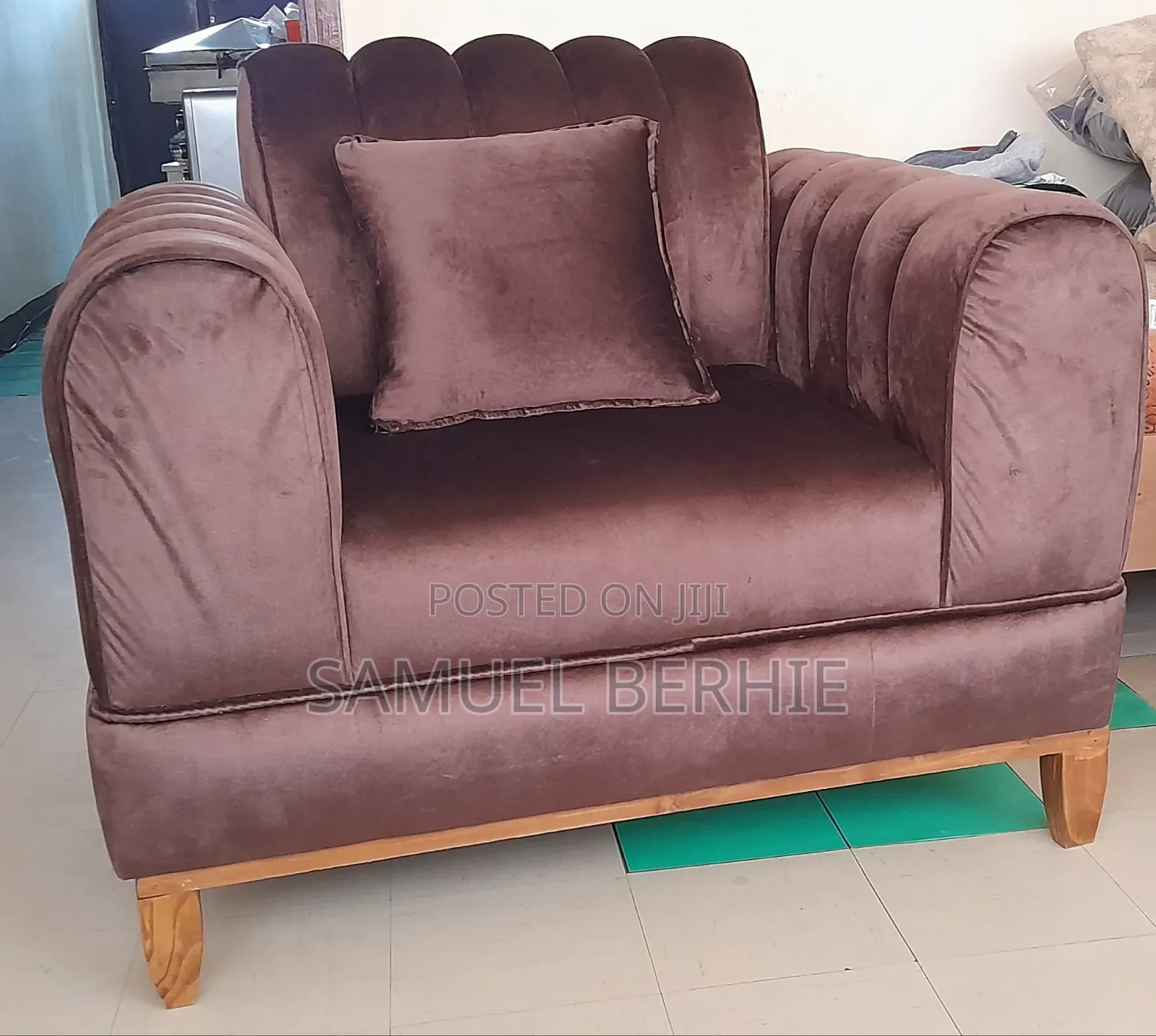 Single Sofa