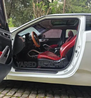 Hyundai Veloster 2014 White