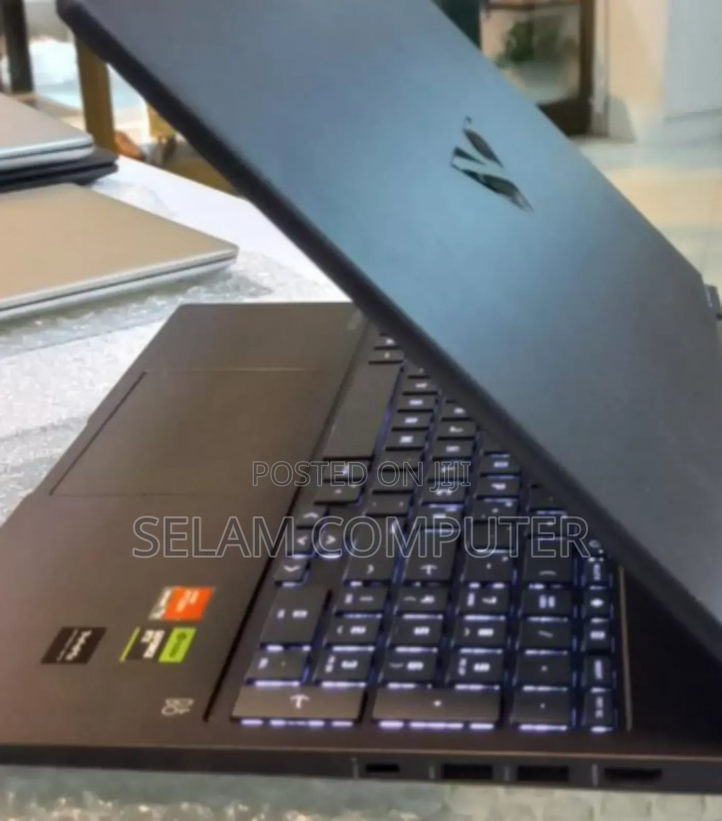 New Laptop HP Victus 15 16GB AMD Ryzen 7 SSD 1T