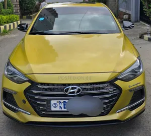 Hyundai Avante 2017 Gold