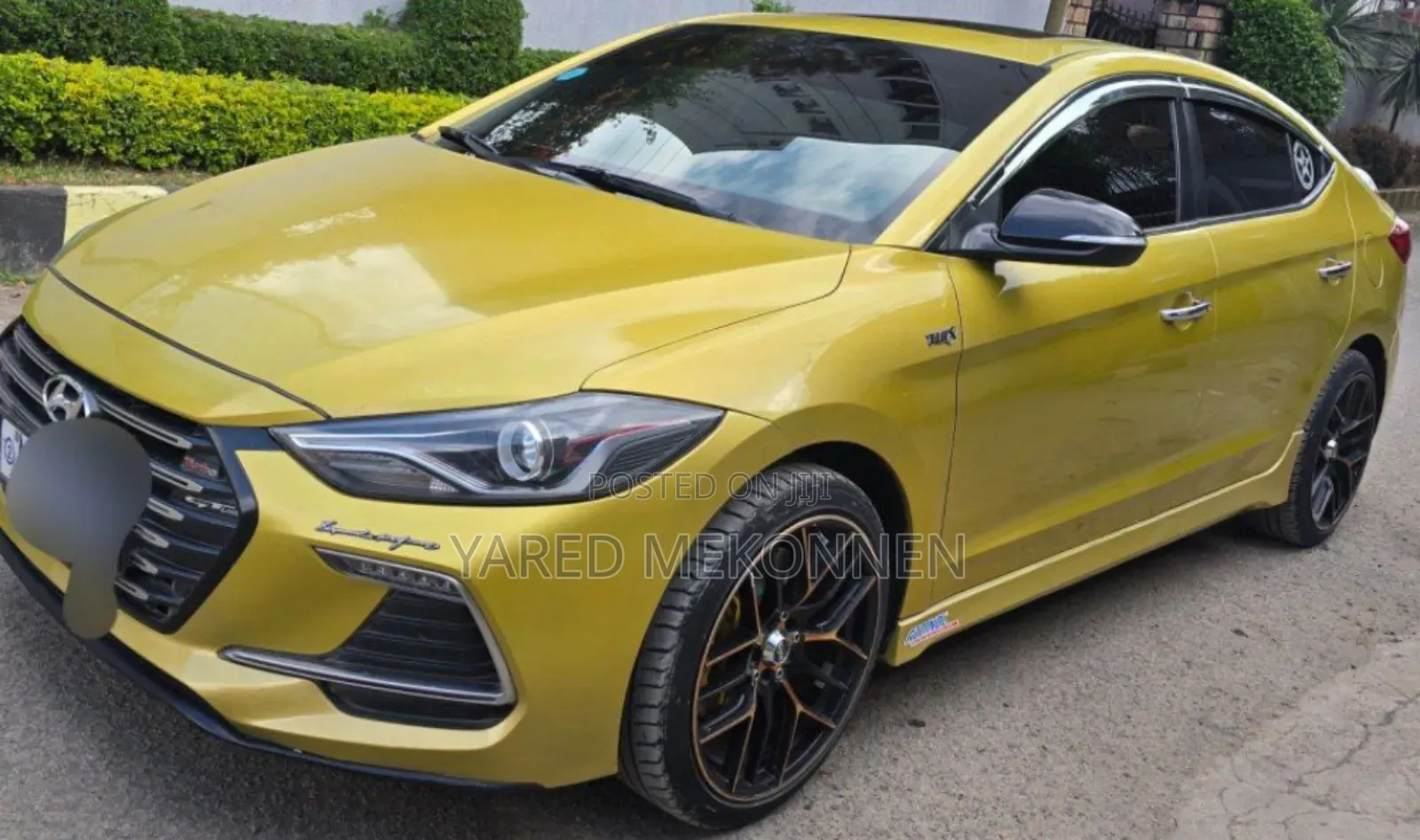 Hyundai Avante 2017 Gold