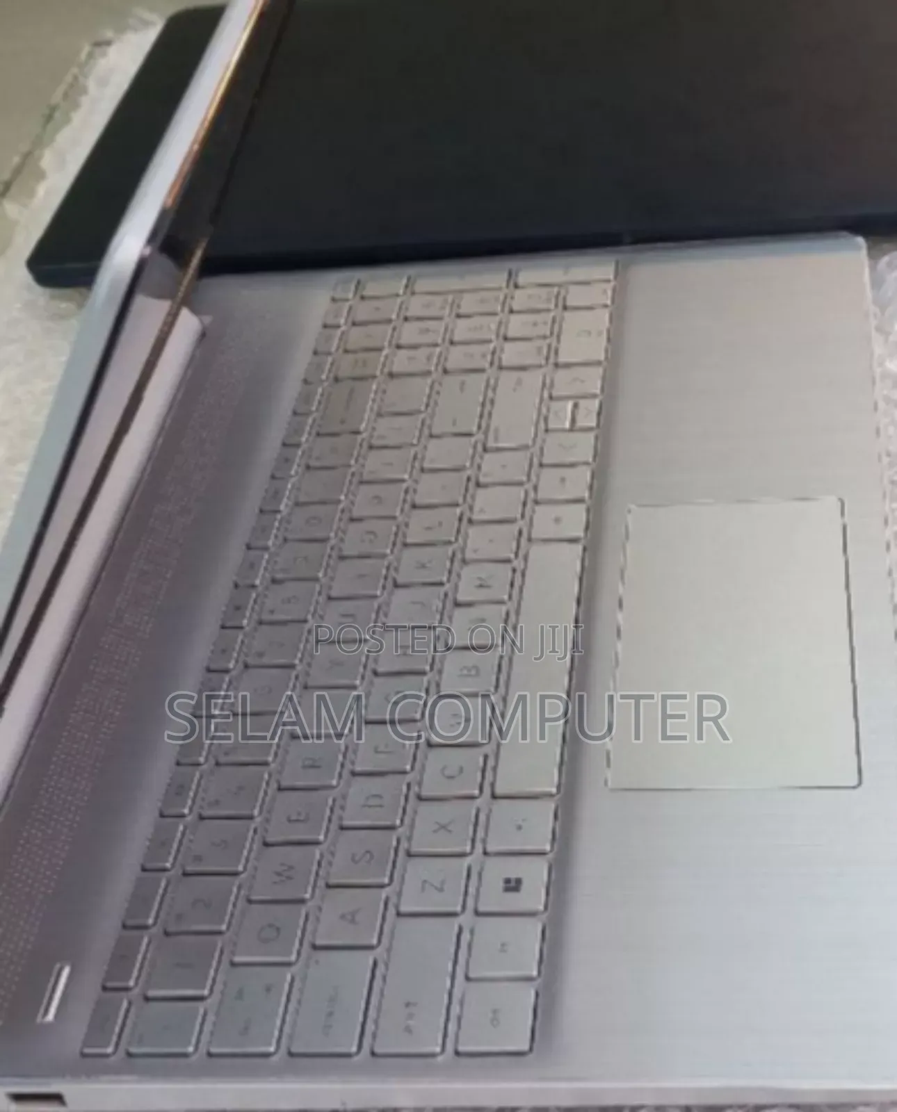 New Laptop HP Stream Notebook 8GB Intel Core I5 SSD 1T