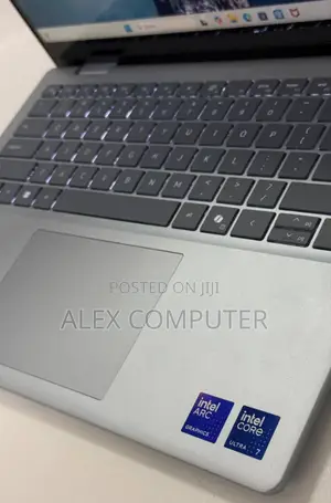 New Laptop Dell Inspiron 14 16GB Intel Core Ultra 7 SSD 1T