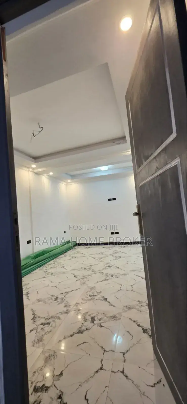 Furnished 2bdrm Condo in Bole for sale