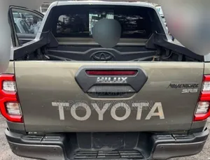 Toyota Hilux 2022