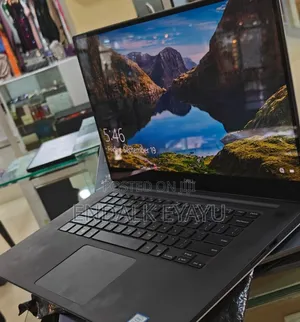 Photo - New Laptop Dell Precision 5540 16GB Intel Core I7 SSD 512GB