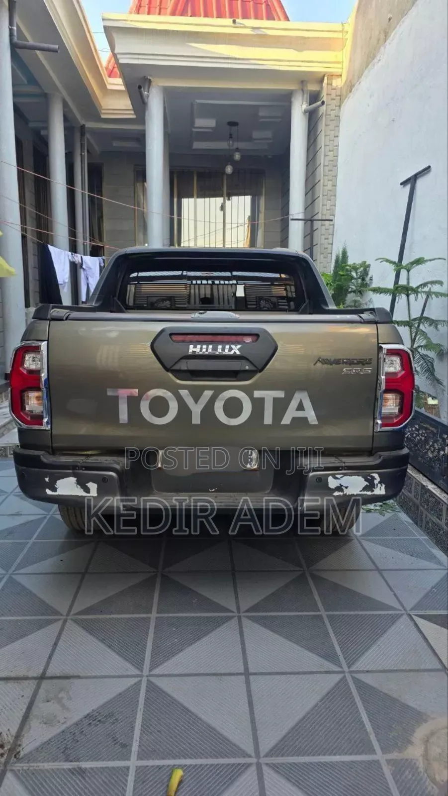 Toyota Hilux 2021 Gray