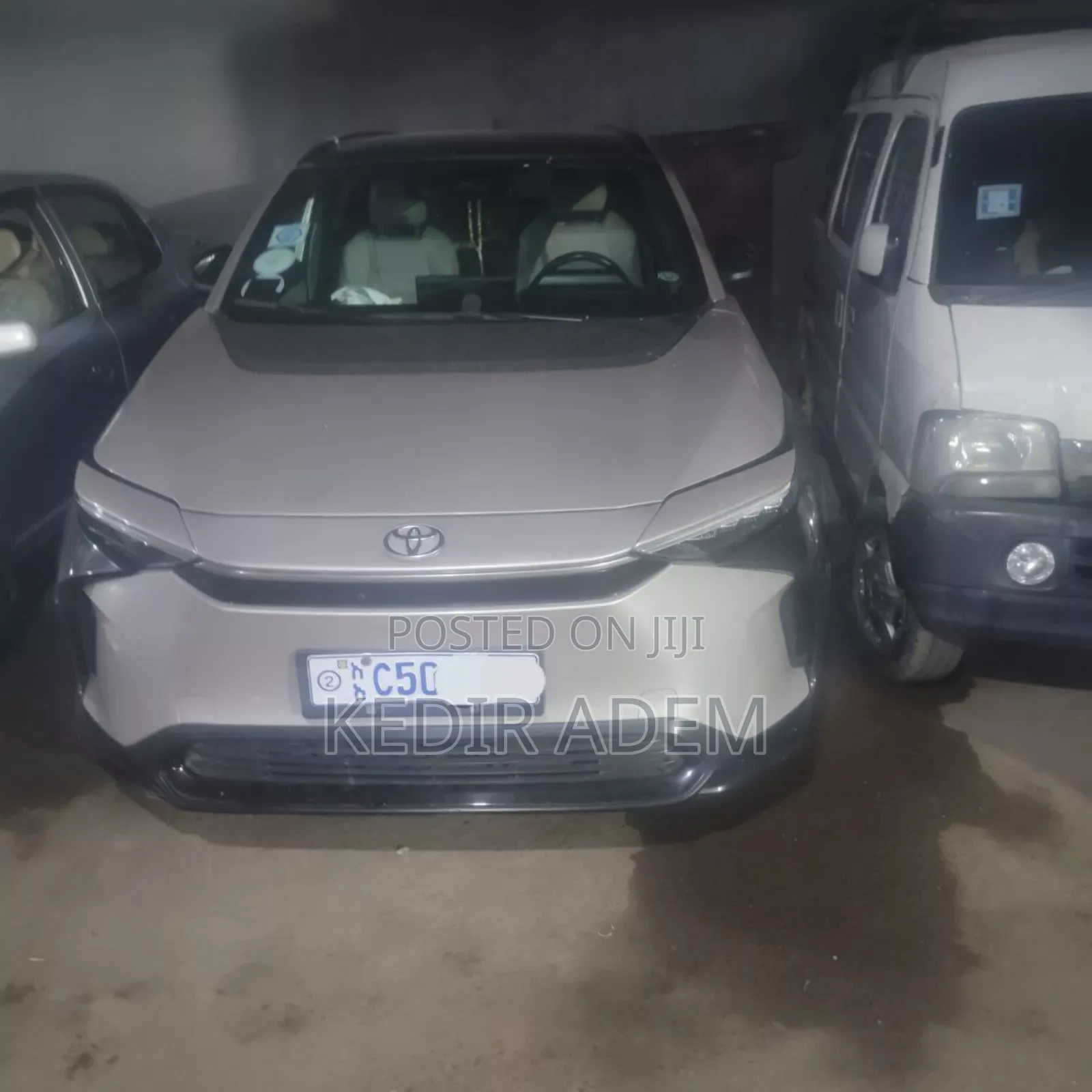 Toyota bZ4X 2023 Silver