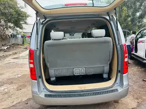 Hyundai H1 2021 Silver