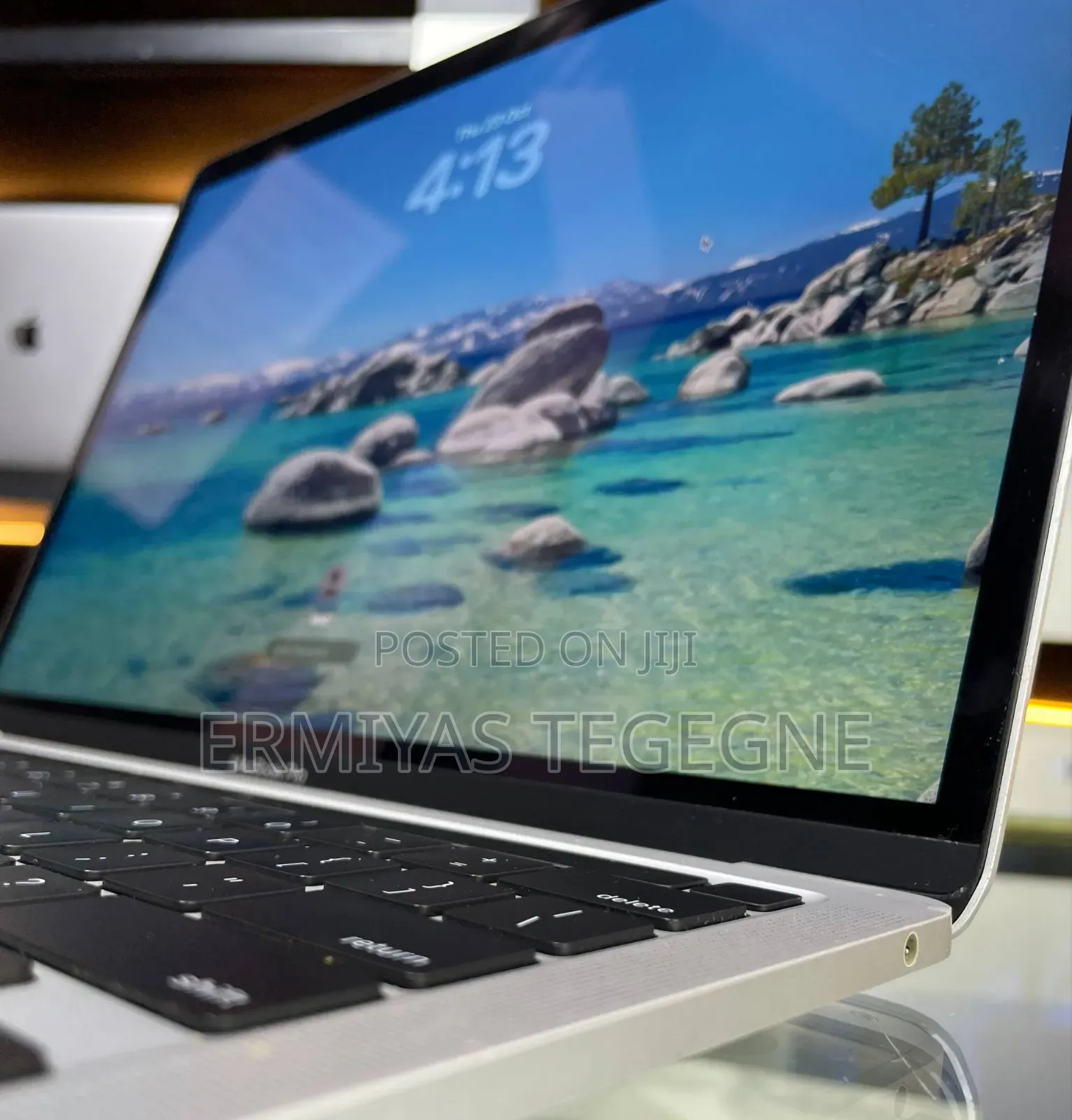 New Laptop Apple MacBook Pro M1 8GB Intel Core I7 SSD 512GB