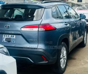 Toyota Corolla Cross 2023 Blue