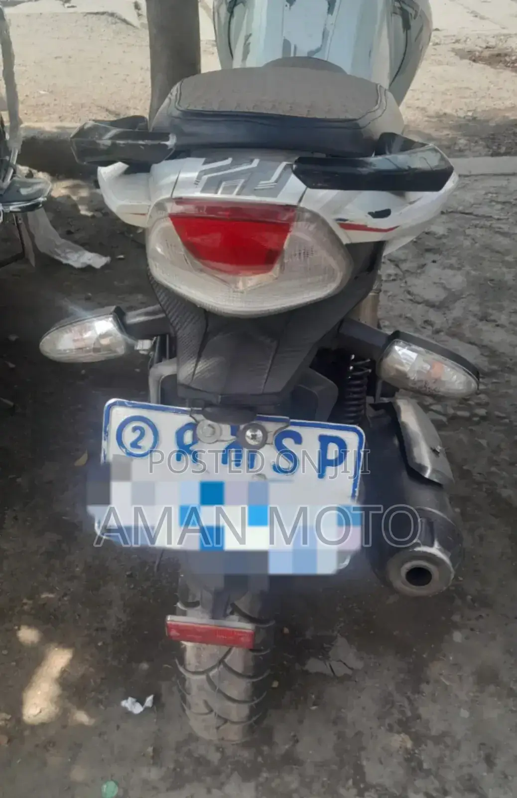 TVS Apache 180 RTR 2018 White