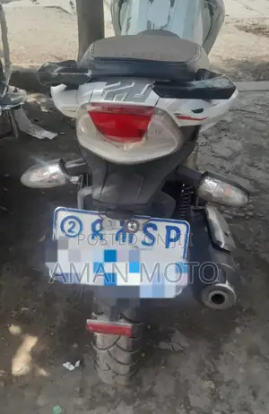 TVS Apache 180 RTR 2018 White