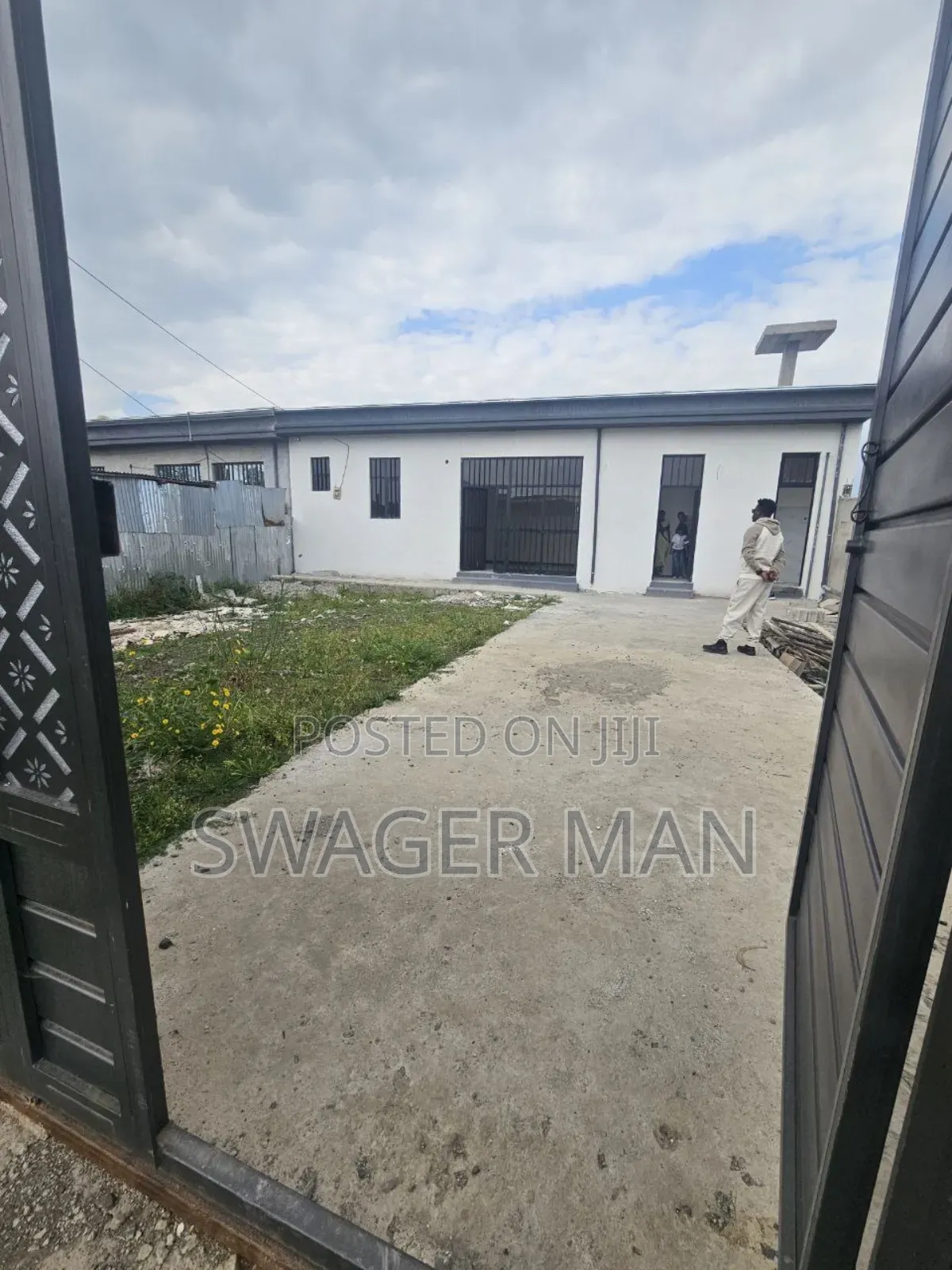 Furnished 3bdrm Villa in Tafo, Yeka for sale