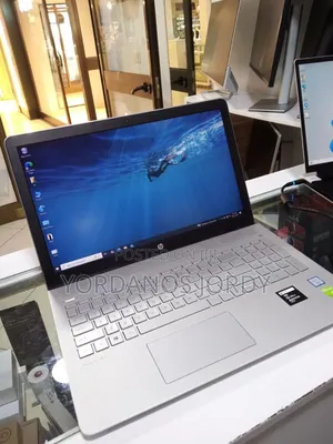 New Laptop HP Pavilion 15 8GB Intel Core I5 SSD 1T