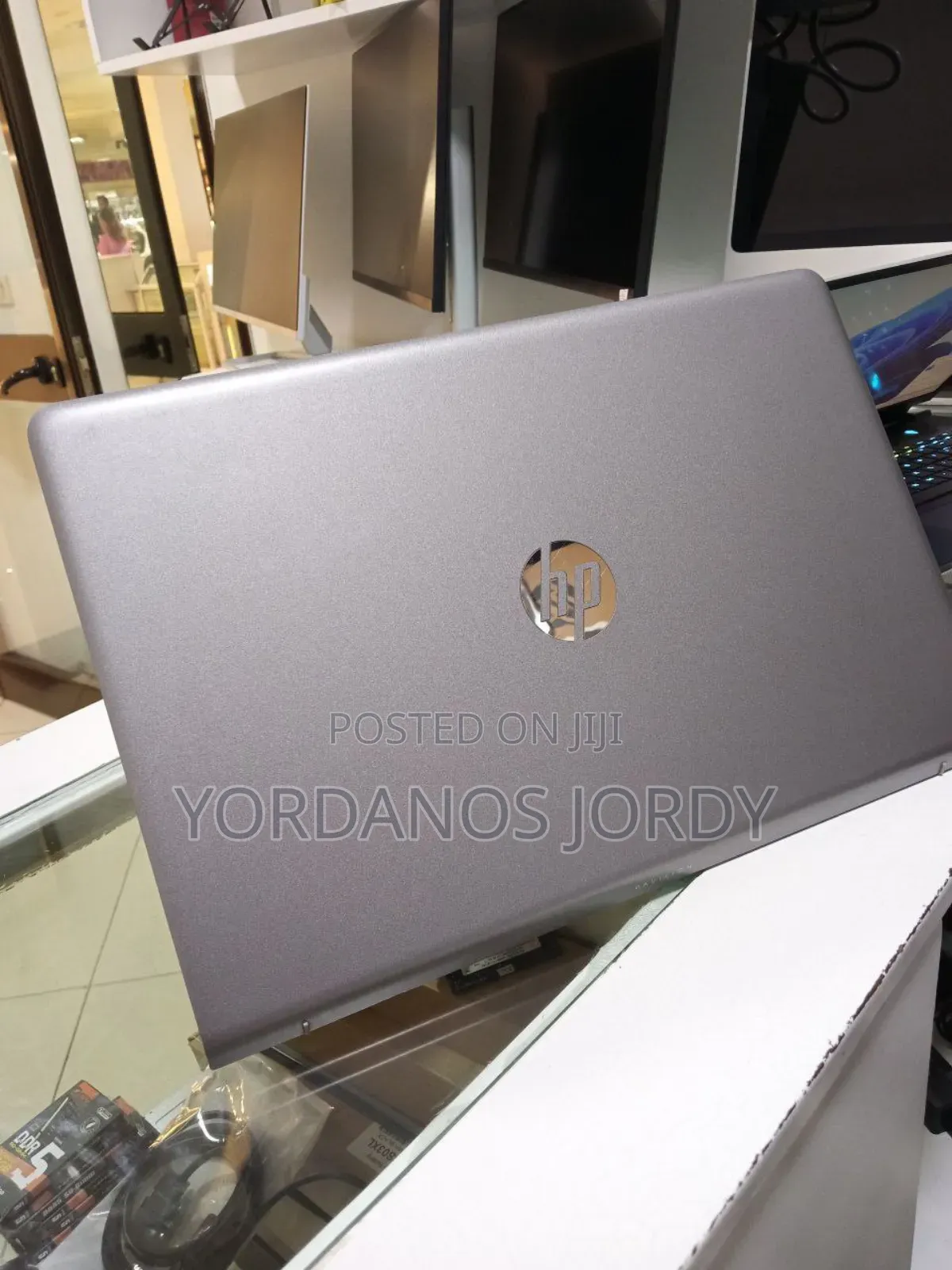 New Laptop HP Pavilion 15 8GB Intel Core I5 SSD 1T