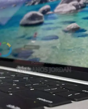 New Laptop Apple MacBook Pro M1 8GB Apple M1 SSD 512GB