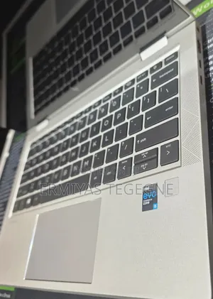 New Laptop HP EliteBook 830 G8 16GB Intel Core i5 SSD 512GB
