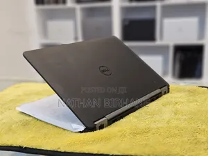 New Laptop Dell Latitude 12 E7270 8GB Intel Core I5 SSD 256GB