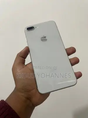 Photo - Apple iPhone 8 Plus 64 GB White