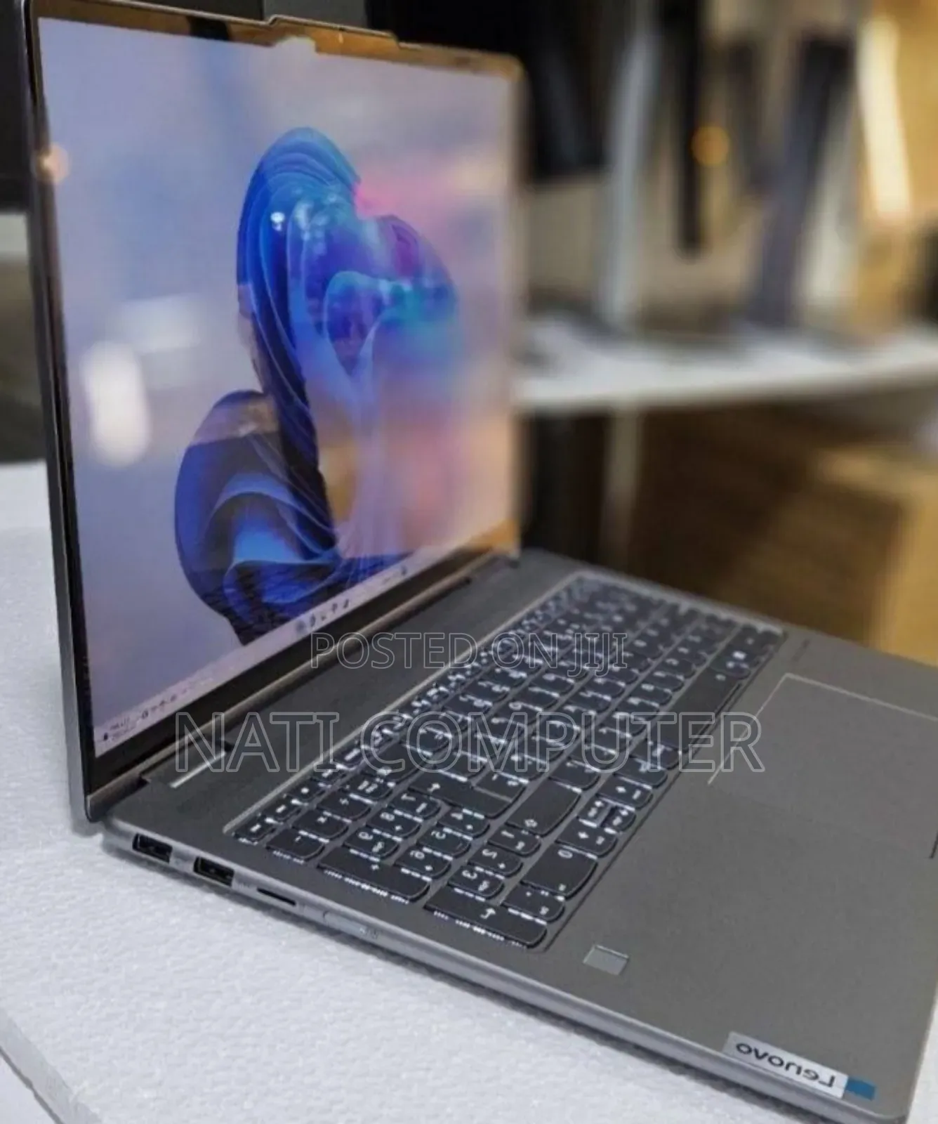 New Laptop Lenovo ThinkPad Yoga 16GB Intel Core I7 SSD 512GB