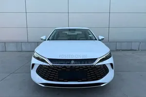 Photo - New BYD Destroyer 05 DM-i 1.5 Hybrid FWD 2025 White