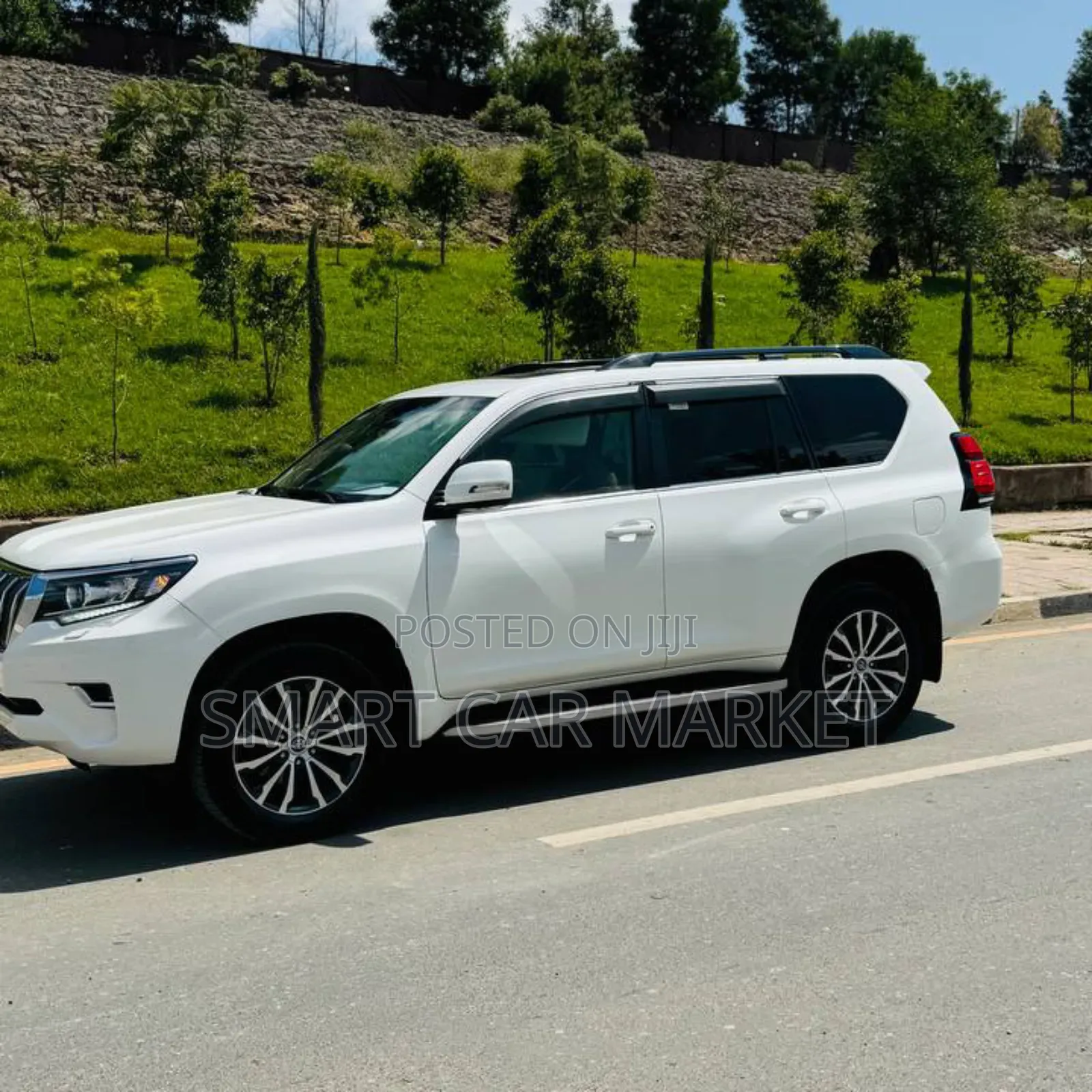 Toyota Land Cruiser Prado 2020 White