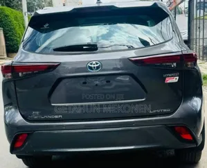 New Toyota Highlander Hybrid 2023 Gray