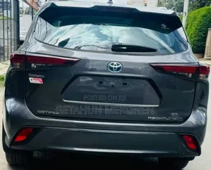 New Toyota Highlander Hybrid 2023 Gray